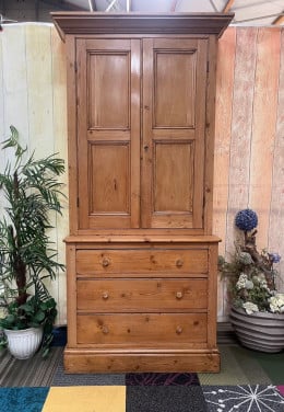 Geloogd Grenen Buffetkast No 728