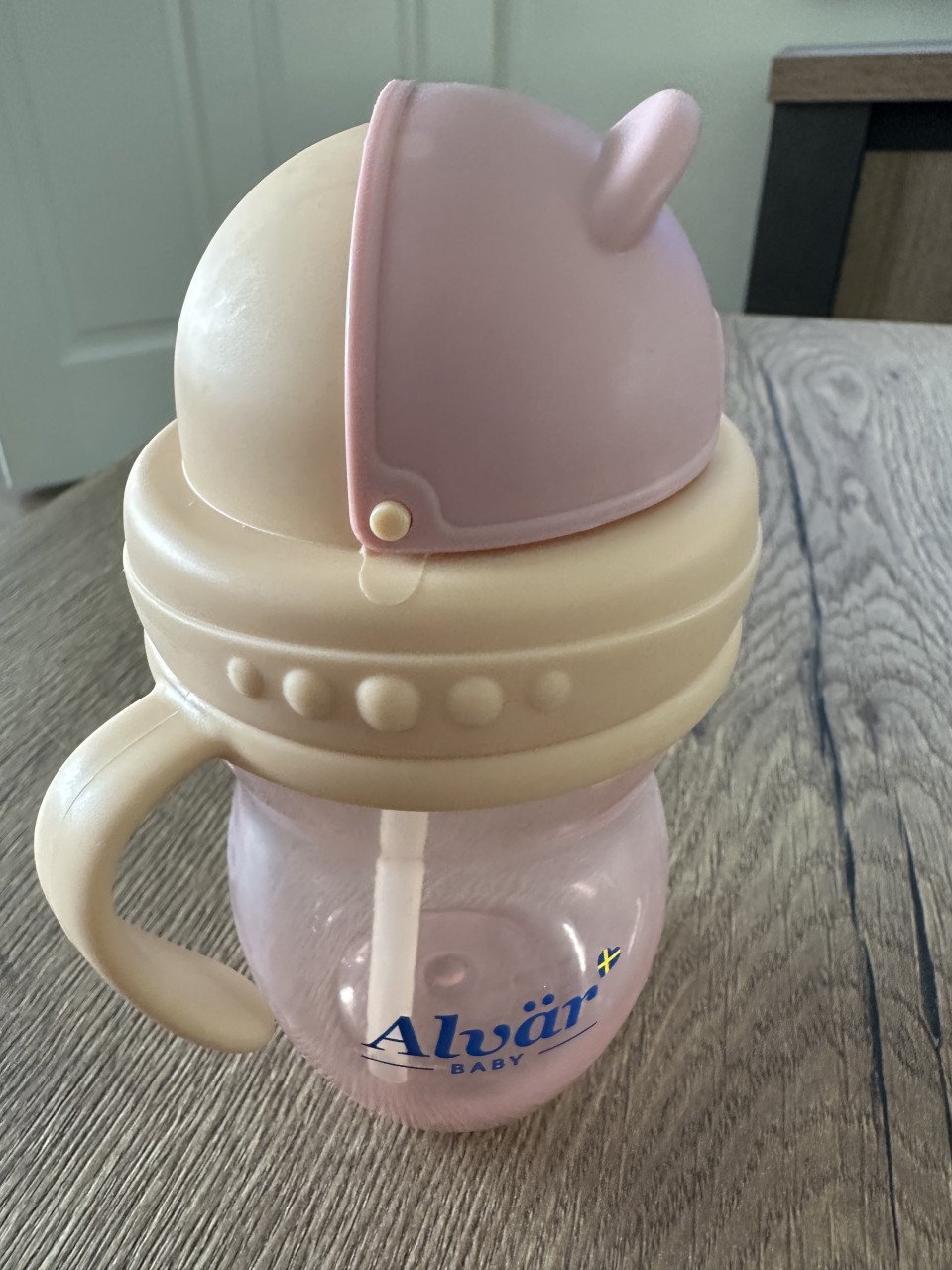 2 rietjesbekers van Alvär