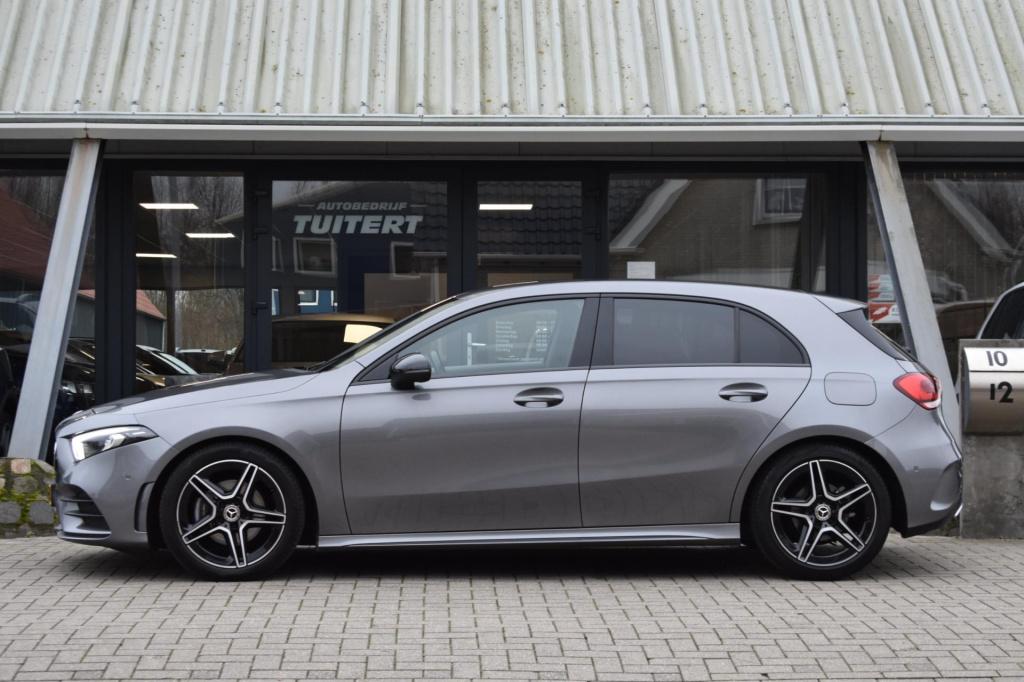 Mercedes-Benz A-Klasse 180 amg night | sfeerverlichting | apple carplay | c