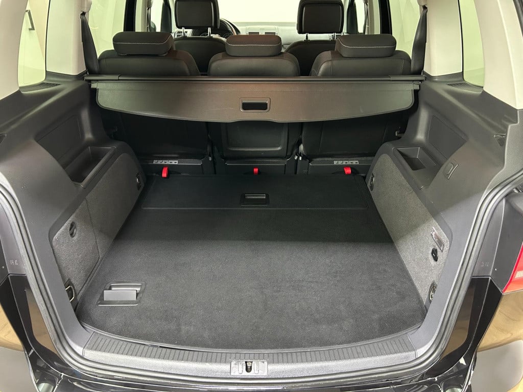 Volkswagen Touran occasion | airco | tweedehands volkswagen | stoelverwarmi