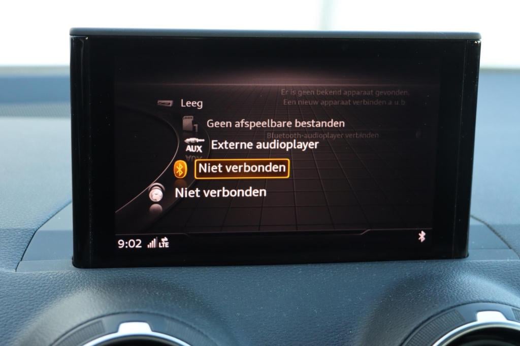 Audi Q2 1.0 tfsi sport | airco | navi