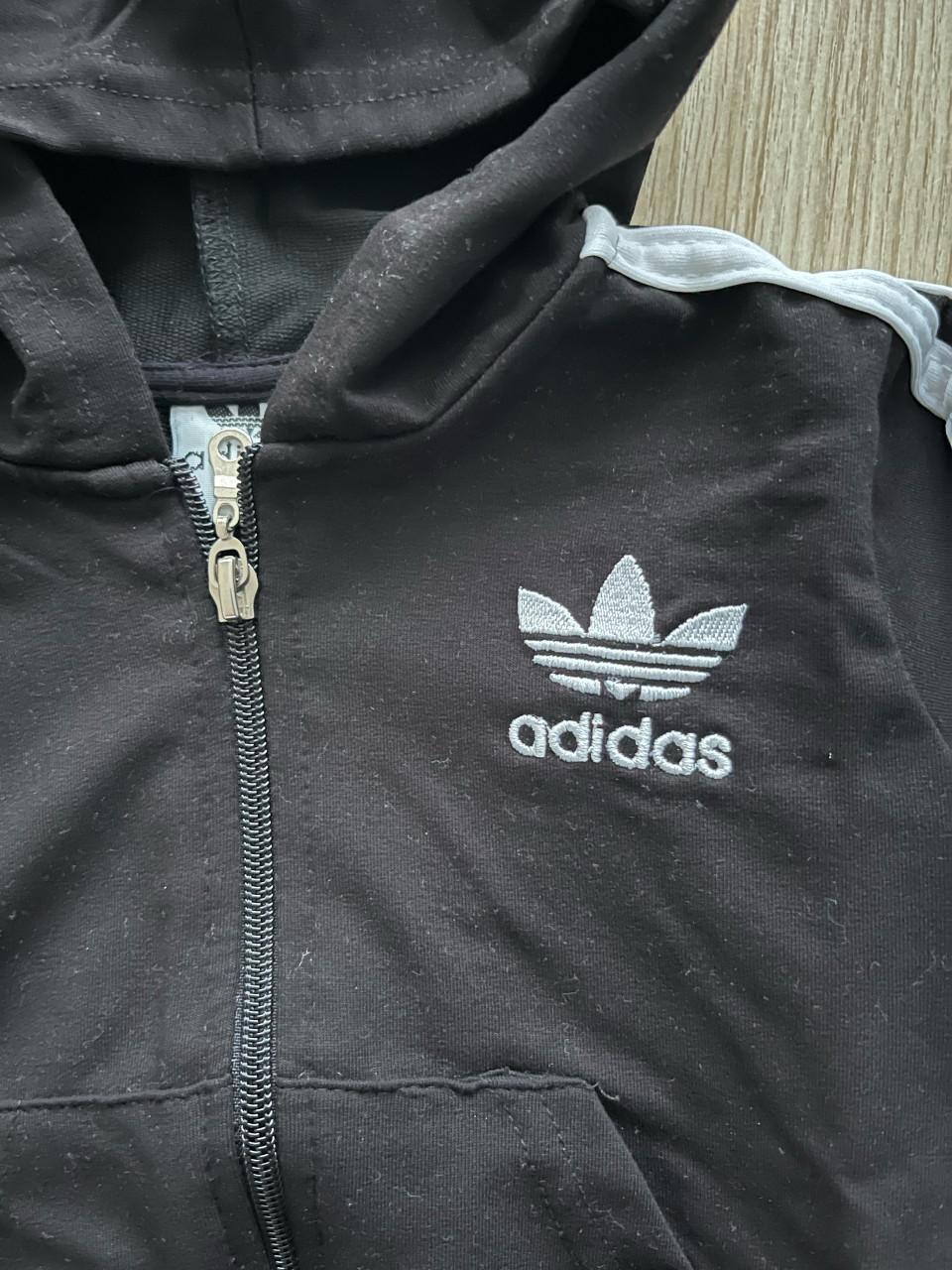 Adidas joggingspak maat 68