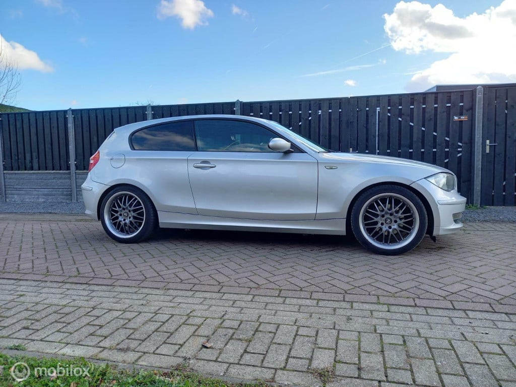 BMW 1 Serie 118i business line