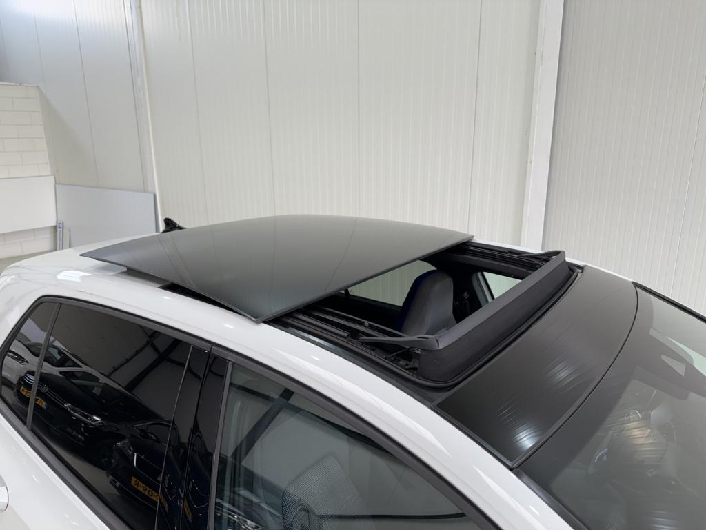Volkswagen Golf 1.4 ehybrid gte 245pk | pano dak