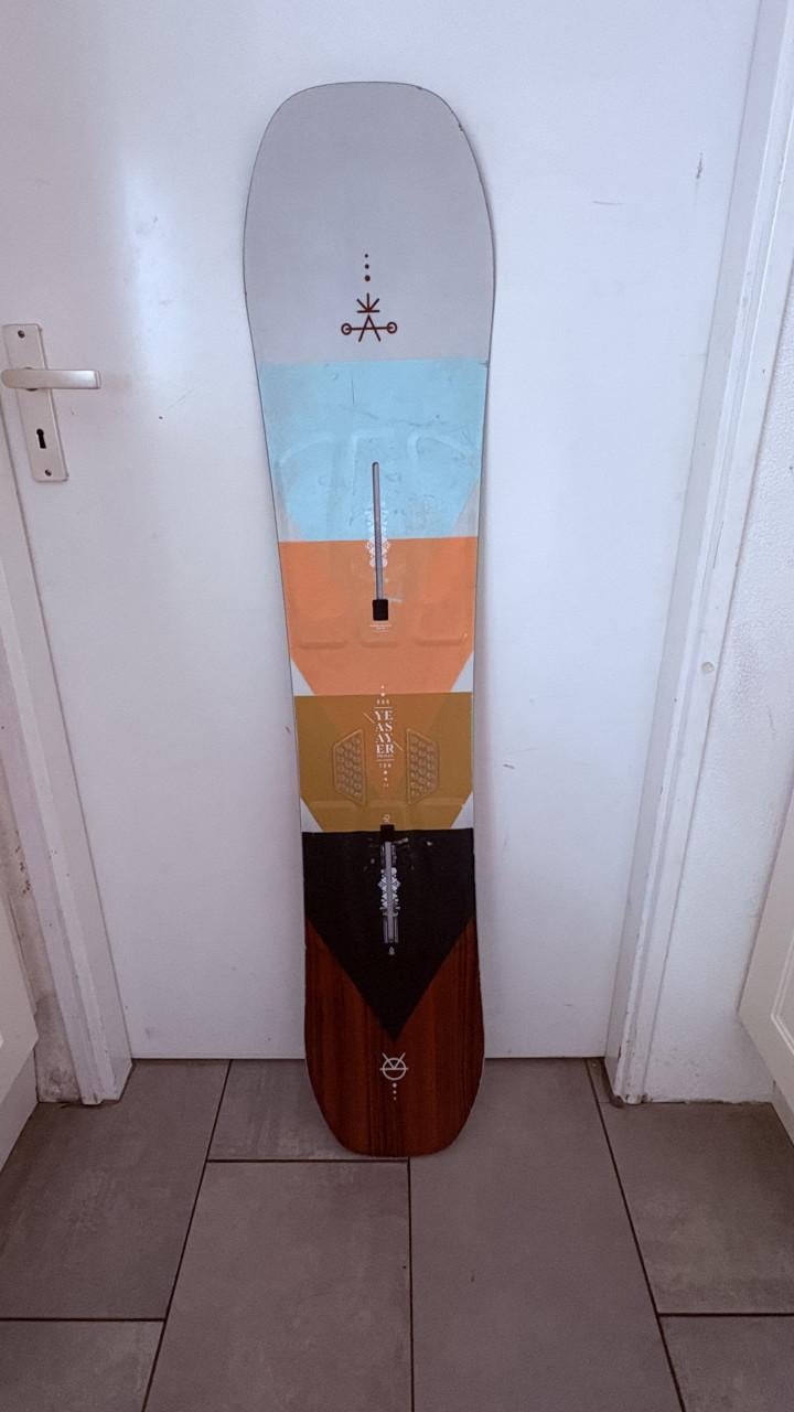 Burton snowboard 134