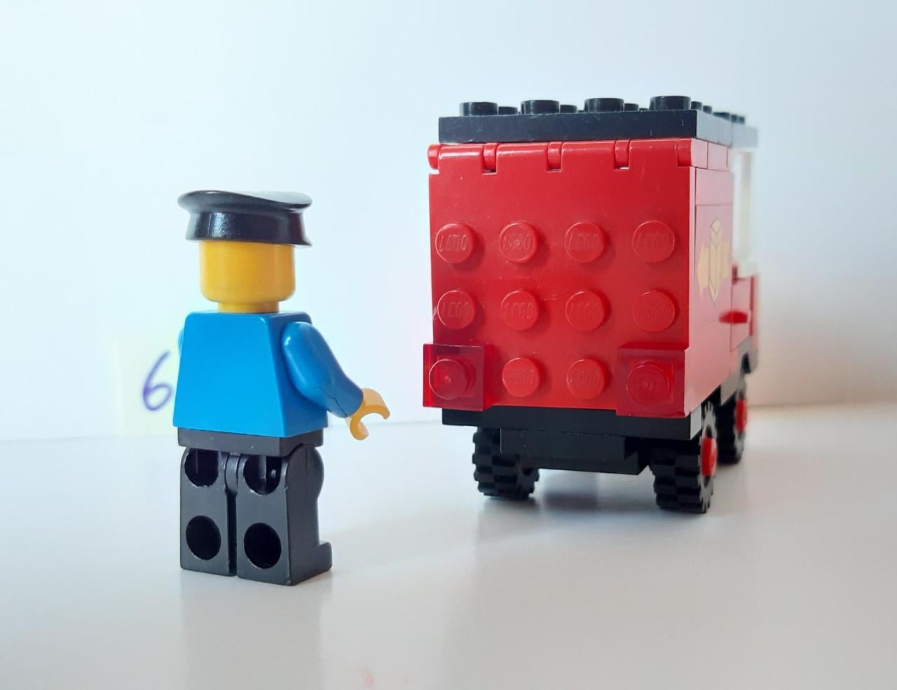 Lego Classic 6624 : pakketbezorger, postbezorger