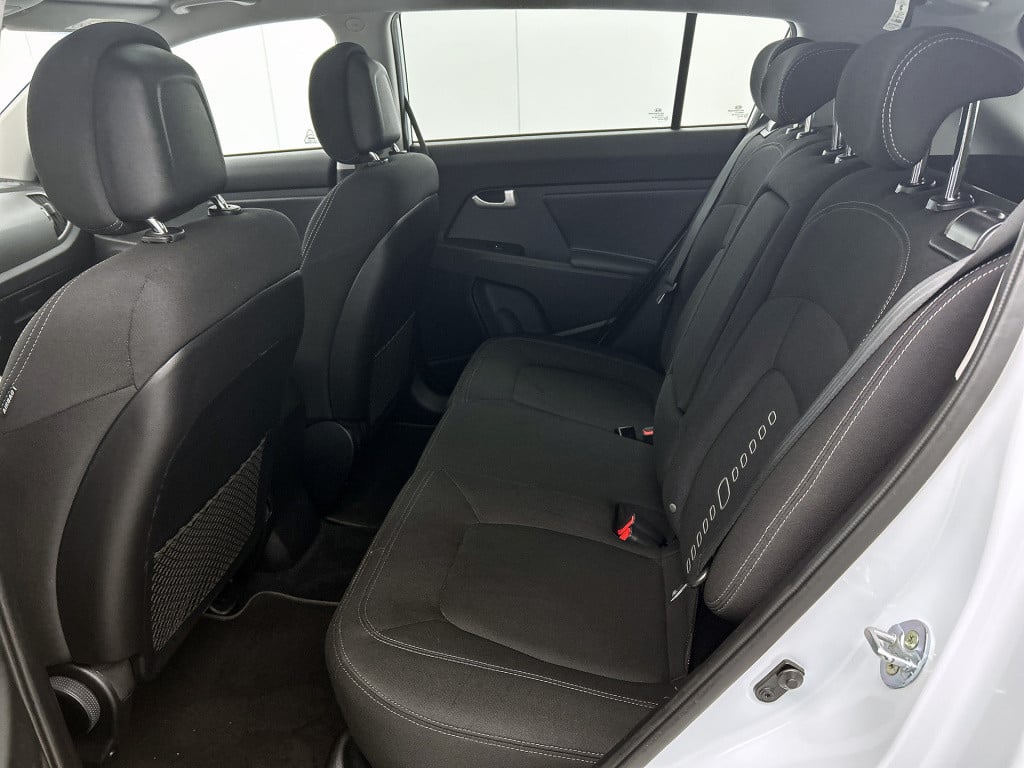 Kia Sportage 1.6 gdi dynamicplusline | parkeersensoren | 17" lichtmetalen v