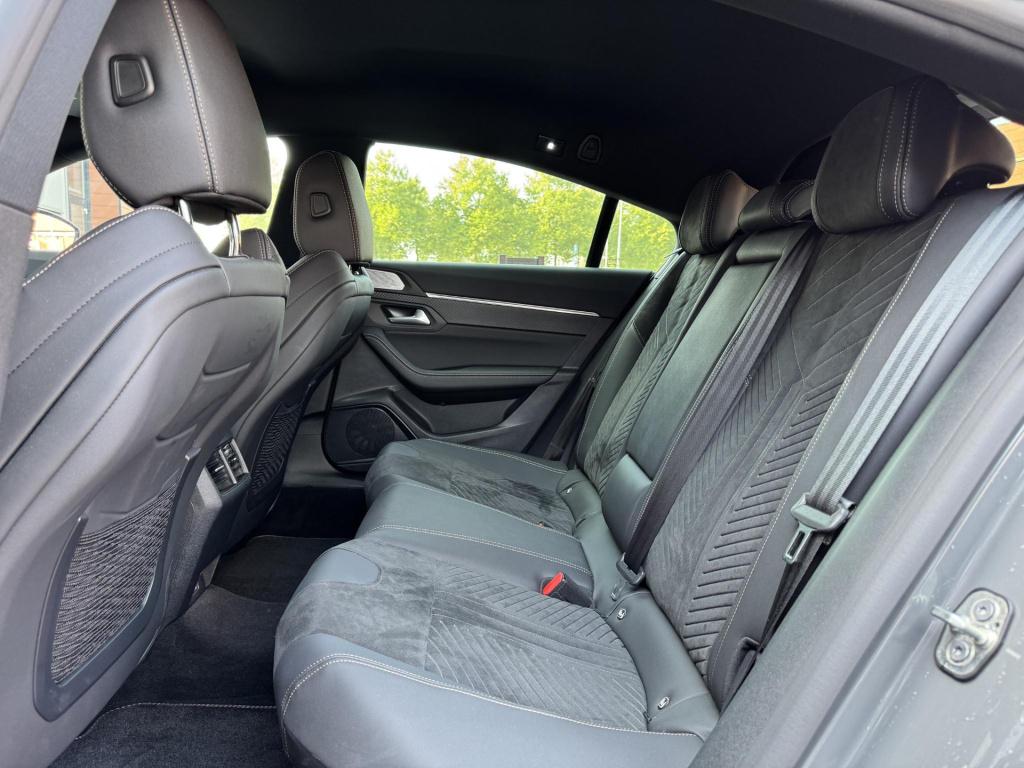 Peugeot 508 1.6 hybrid 180 gt nl-auto, nieuwstaat incl. afneembare trekhaak