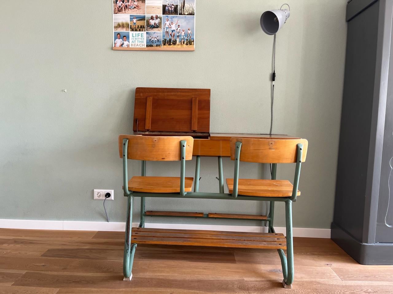 Vintage 2 persoons schoolbank/ schoolbureau
