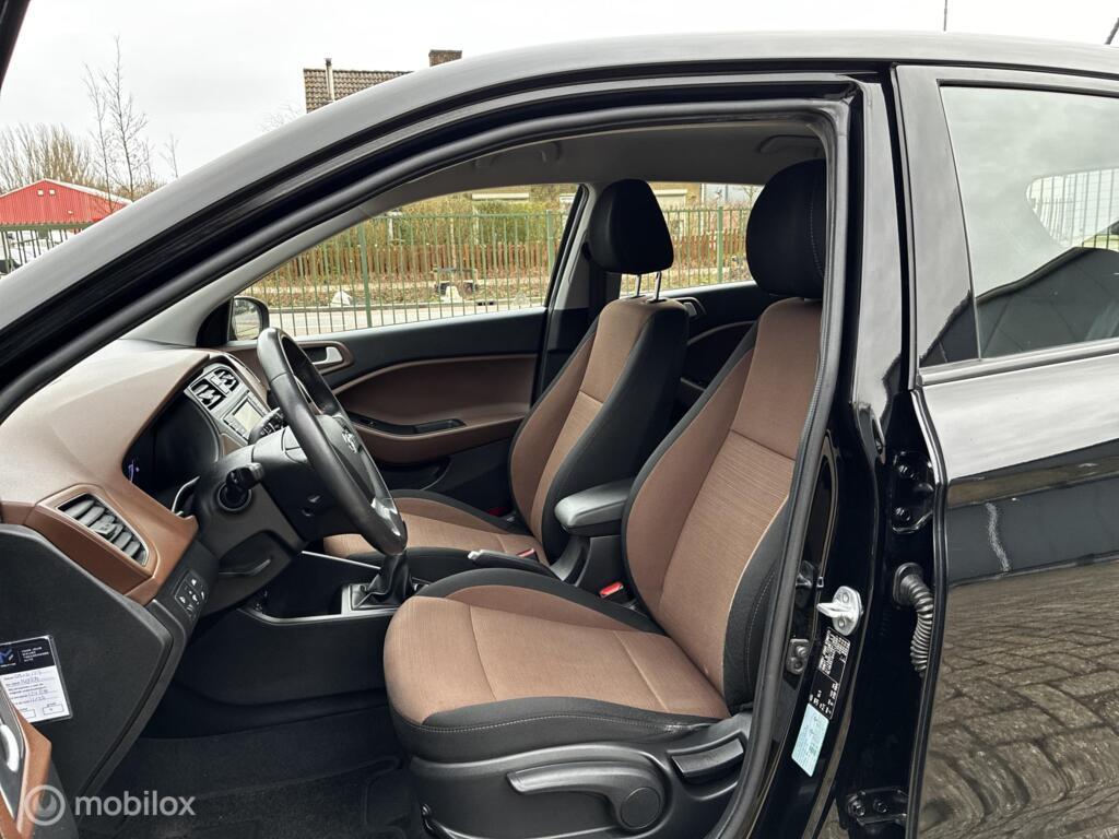 Hyundai i20 1.2 HP i-Motion led km110.815 Nap 5Deurs Bj2016