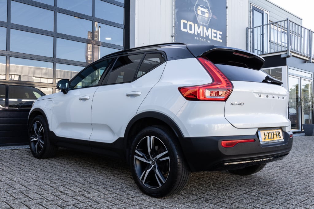 Volvo XC40 1.5 t5 recharge r-design full options! ✅pano✅h&k✅360°cam✅leer