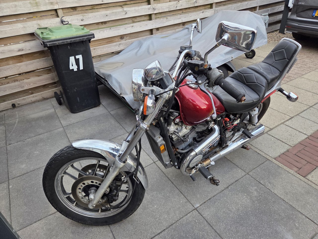 Honda VT700C shadow hobby object (opknapper) door inruil verkregen