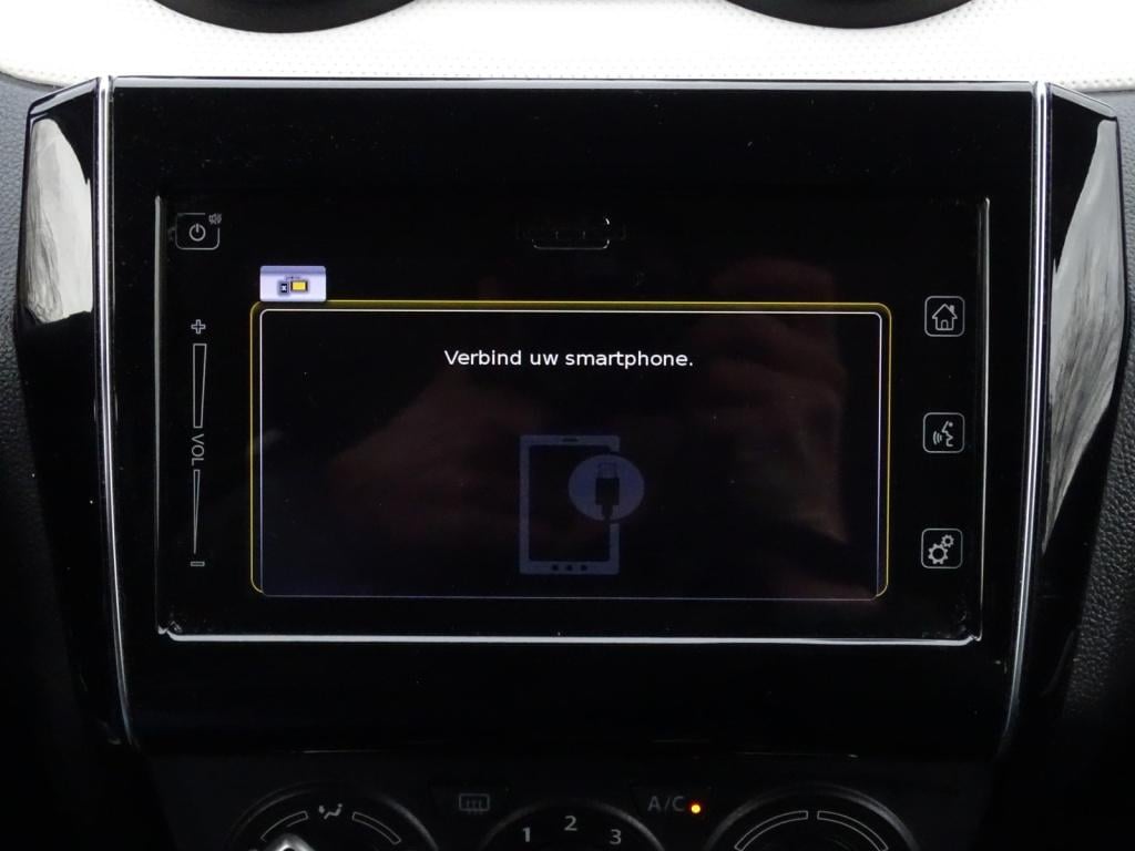 Suzuki Swift 1.2 select automaat | navi | bluetooth