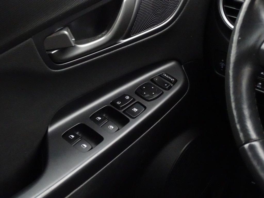 Hyundai Kona ev premium 64 kwh led | stoelkoeling | hud | pdc