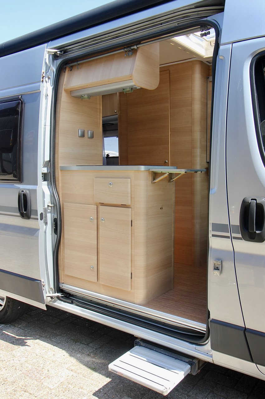 Knaus Box Star (Mooie compacte Buscamper met unieke indeling!!)