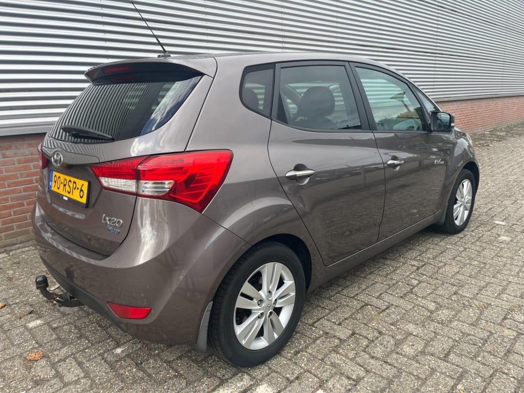 Hyundai Ix20 1.4i i-vision | climate | cruise |