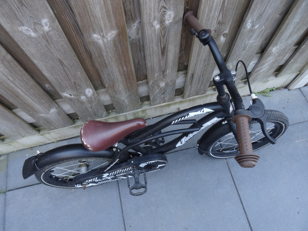 Volare Black Cruiser 16 inch jongensfiets