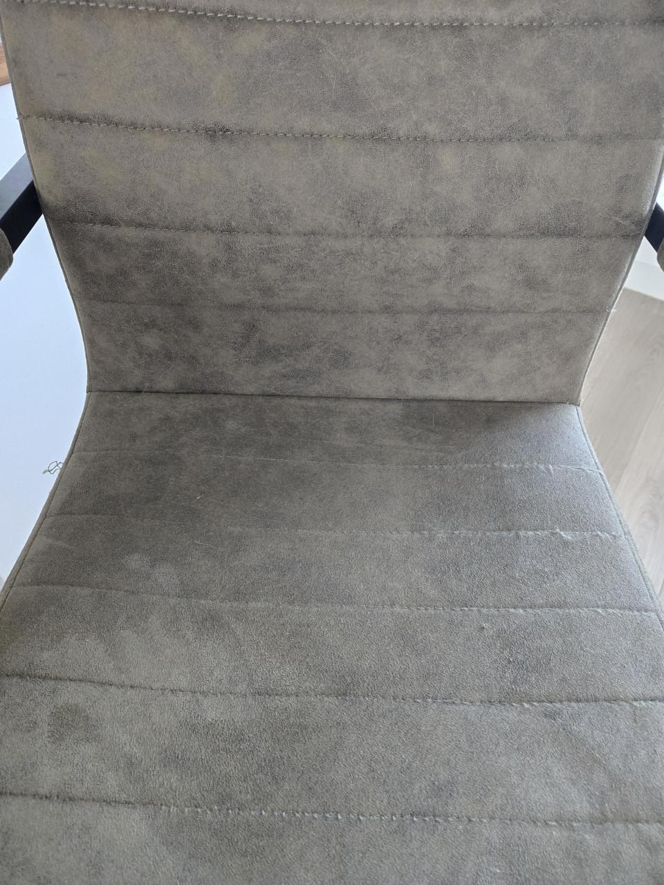 Hoge eettafel met stoelen