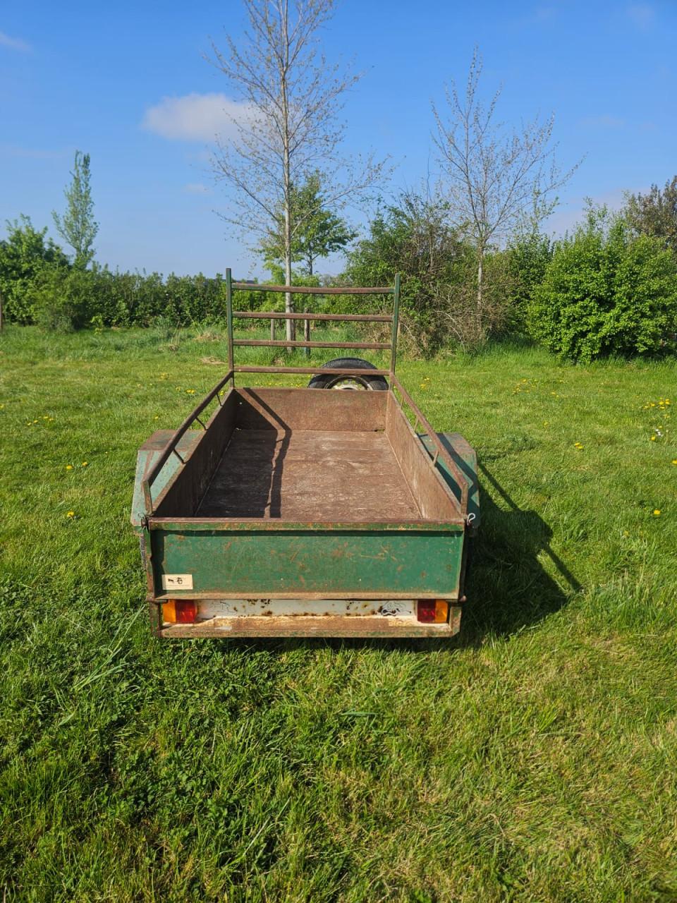 Aanhanger enkelasser