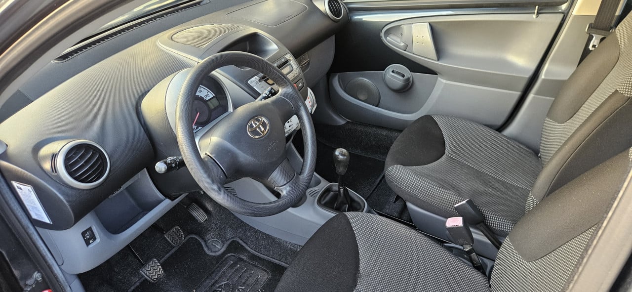 Zuinige TOYOTA AYGO Comfort 5drs NL AUTO / NAP / 78.111 km !!