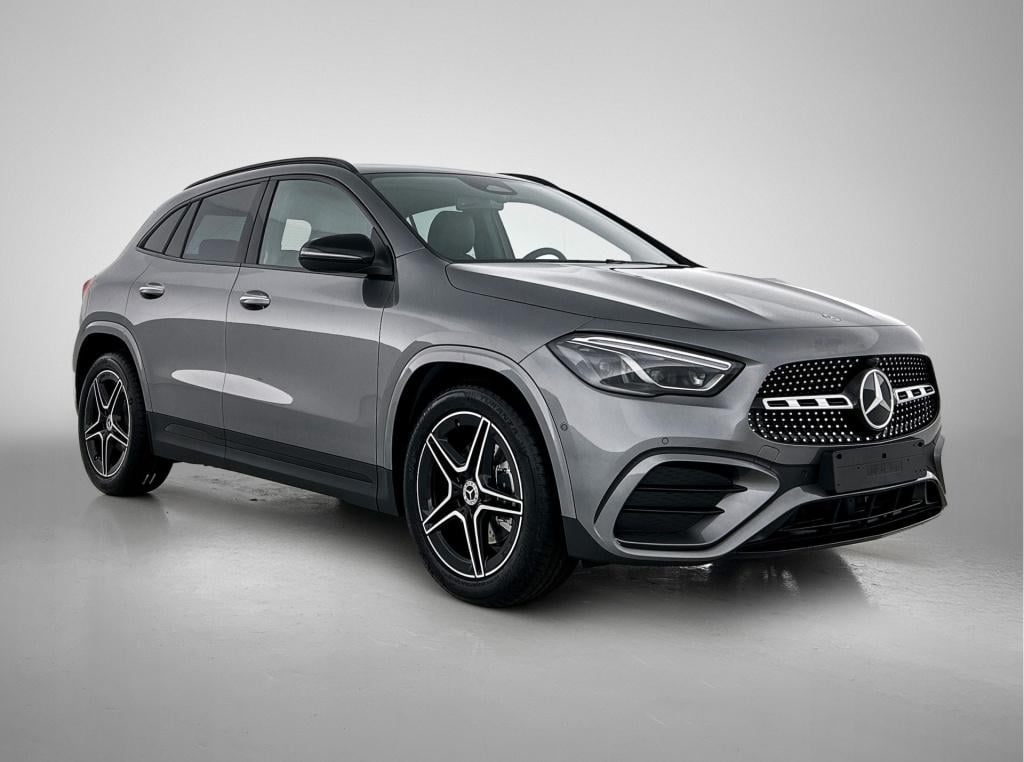 Mercedes-Benz Gla-klasse 180 business solution amg | nightpakket | trekhaak
