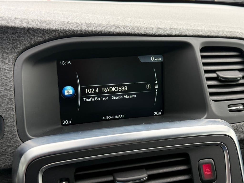 Volvo V60 1.6 t3 momentum