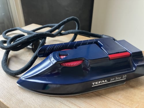 Reisstrijkijzertje Tefal jet line 10