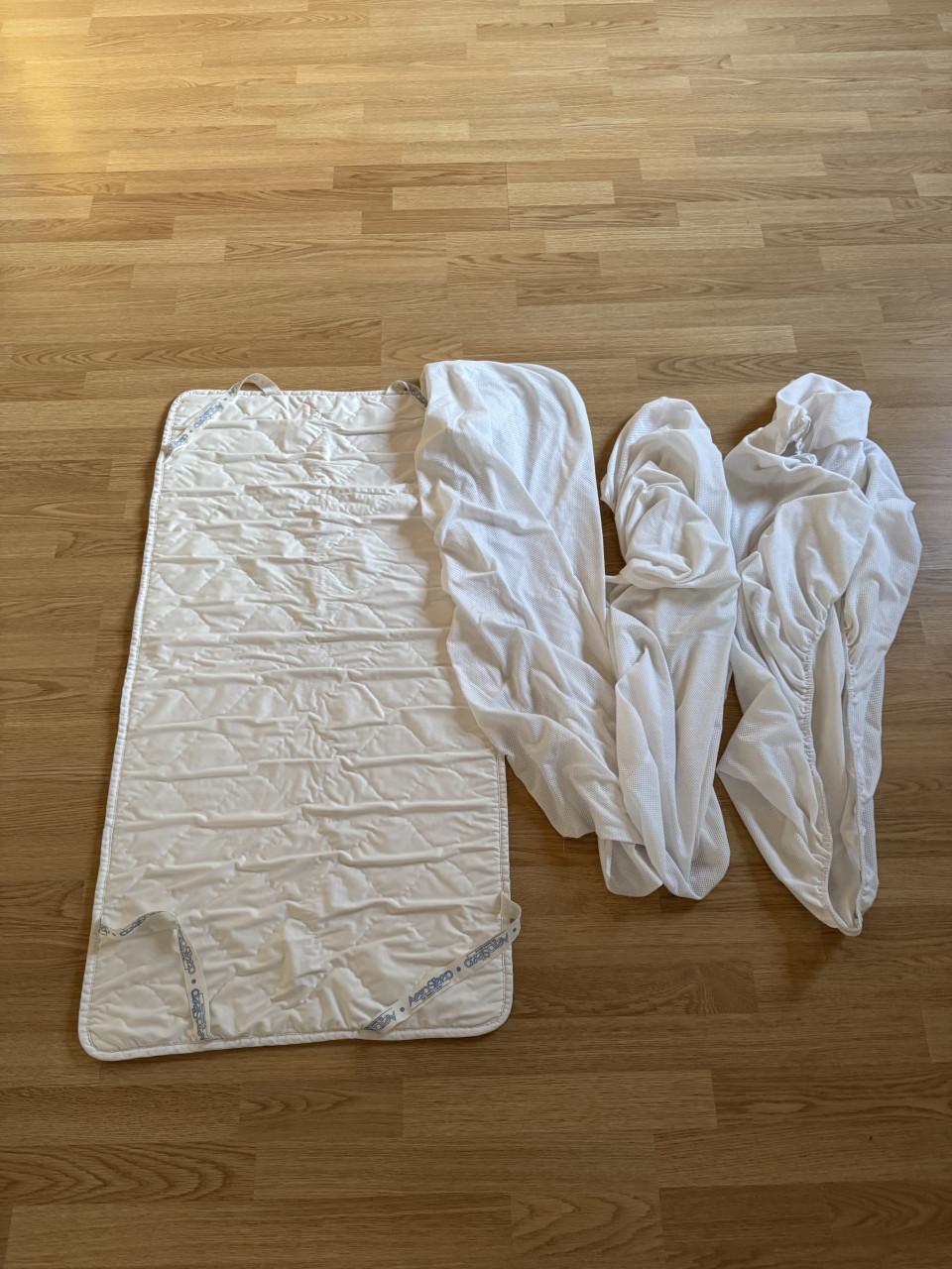 Airosleep topper en 3 hoeslakentjes