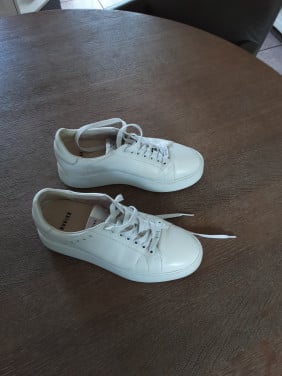 Nubbik sneakers maat 38