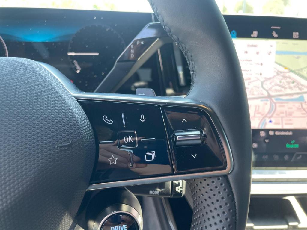 Mitsubishi Eclipse Cross intense+ 87 kwh