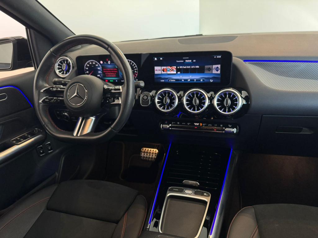 Mercedes-Benz B-Klasse 250 e amg line