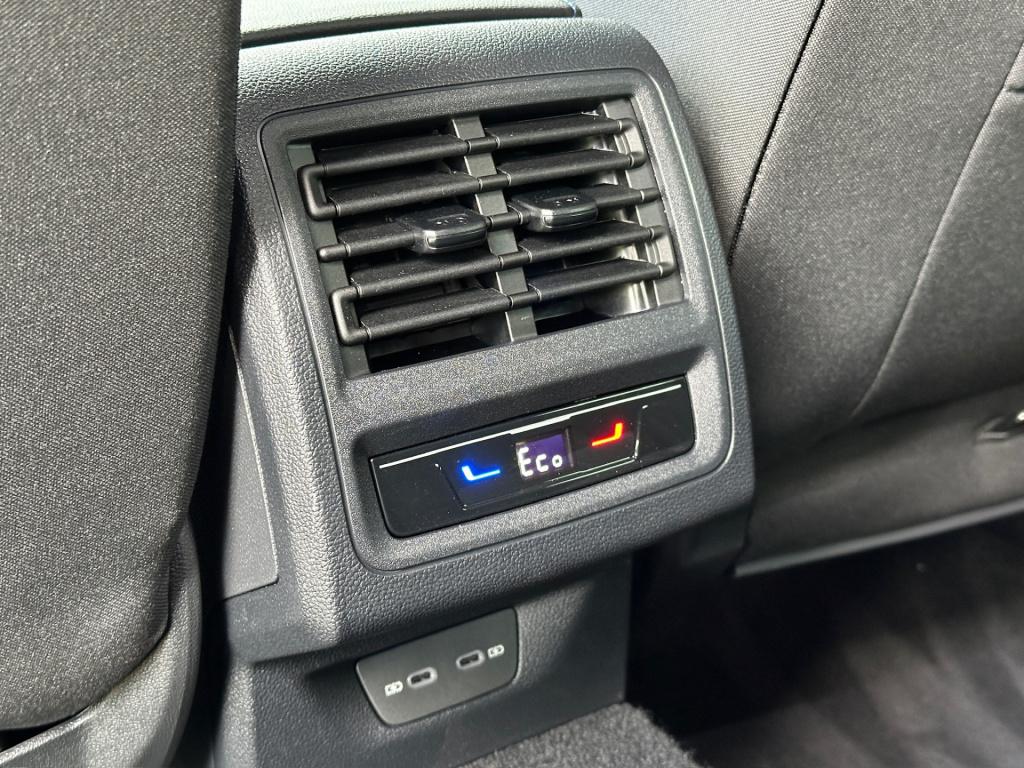 Volkswagen Golf 1.5 ehybrid gte 272pk | head up | black style | iq light | 