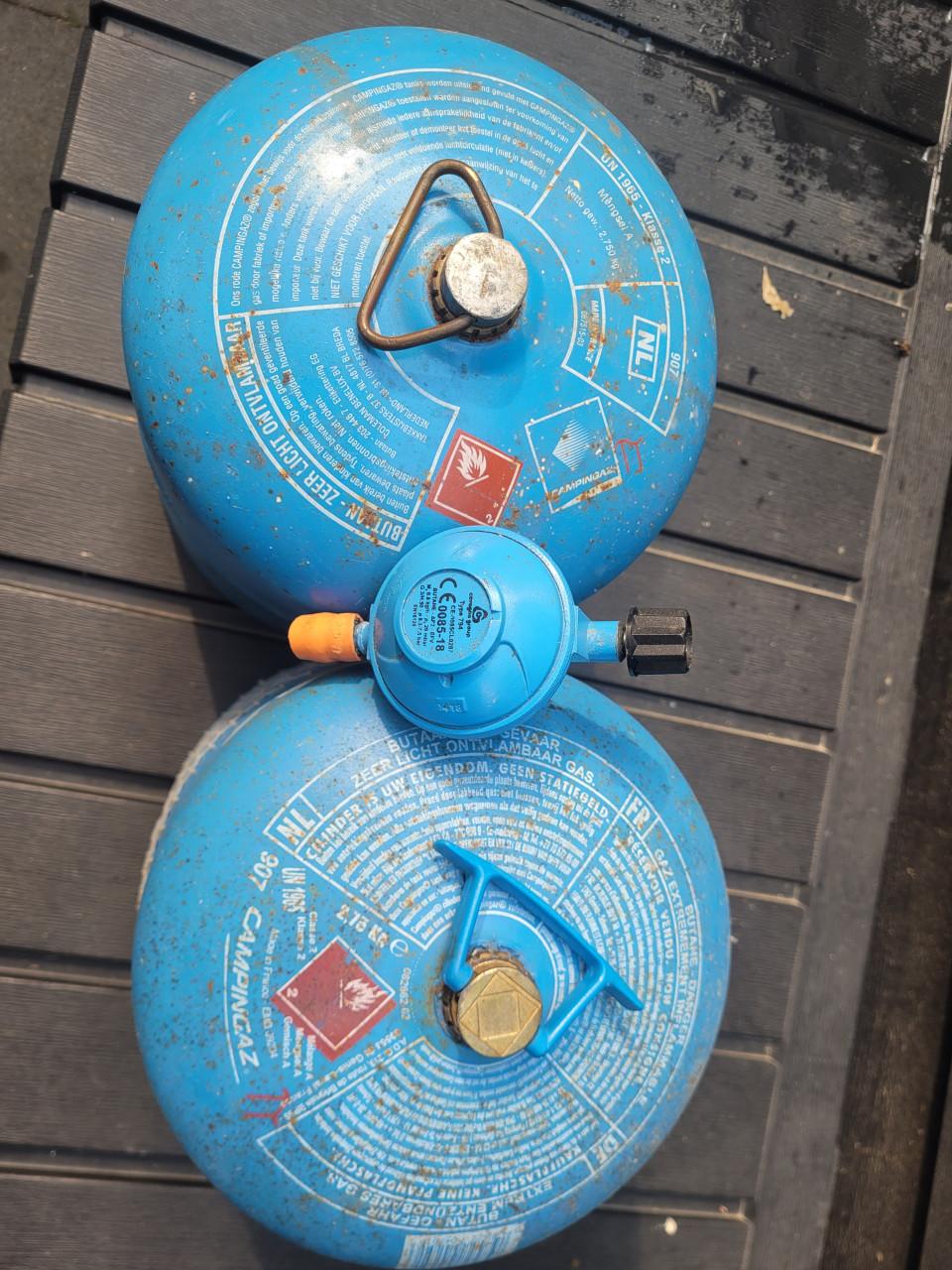 Campingaz gasflessen 907 (leeg) set inclusief drukregelaar