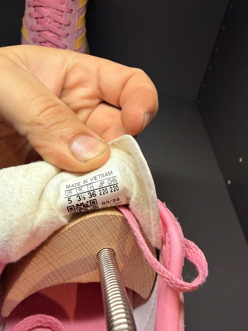 Adidas sneaker pink maat 36