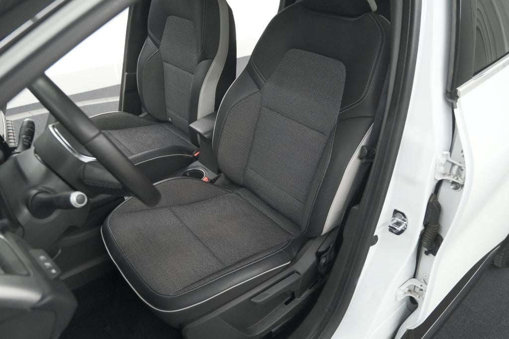 Renault Captur tce 130 intens | trekhaak | camera | parkeersensoren