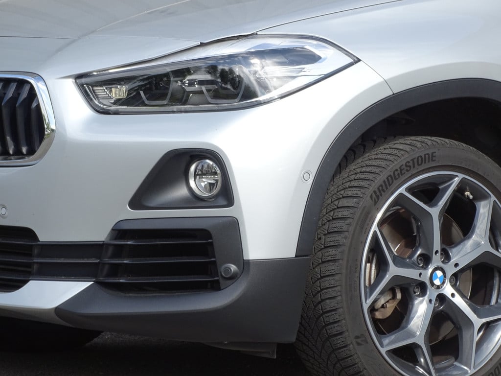 BMW X2 sdrive20i high executive | led | trekhaak | camera | 18"