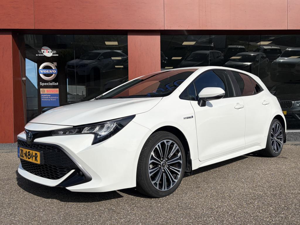 Toyota Corolla 1.8 hybrid first edition