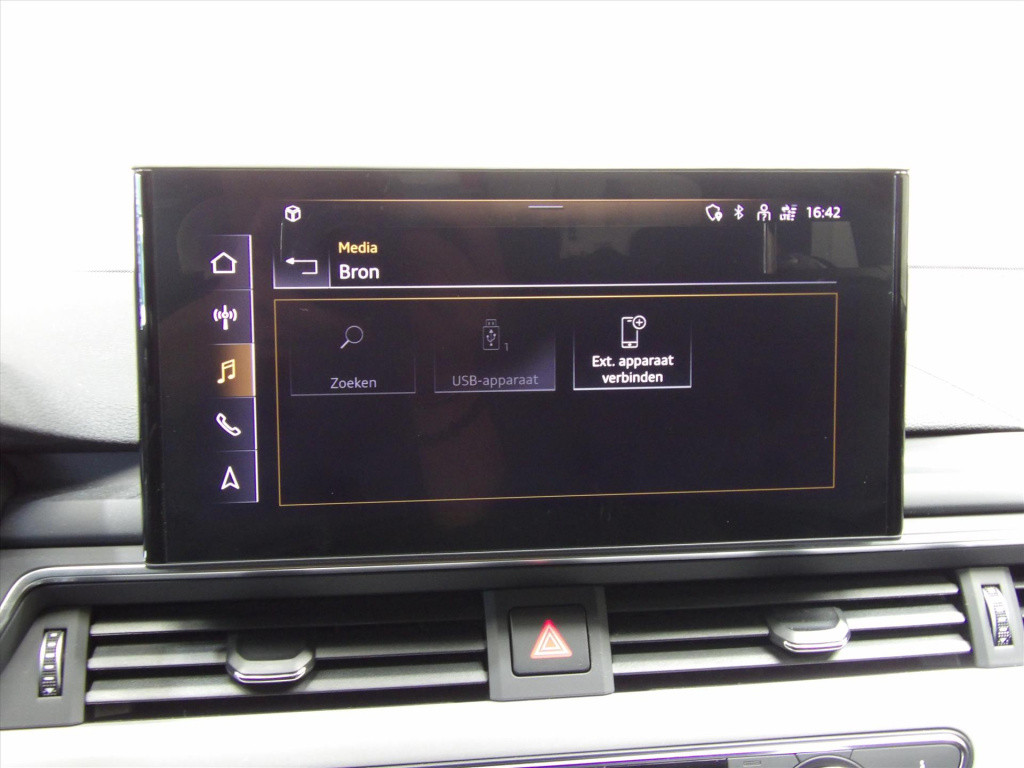 Audi A4 35 tfsi 150pk mhev s tronic s line