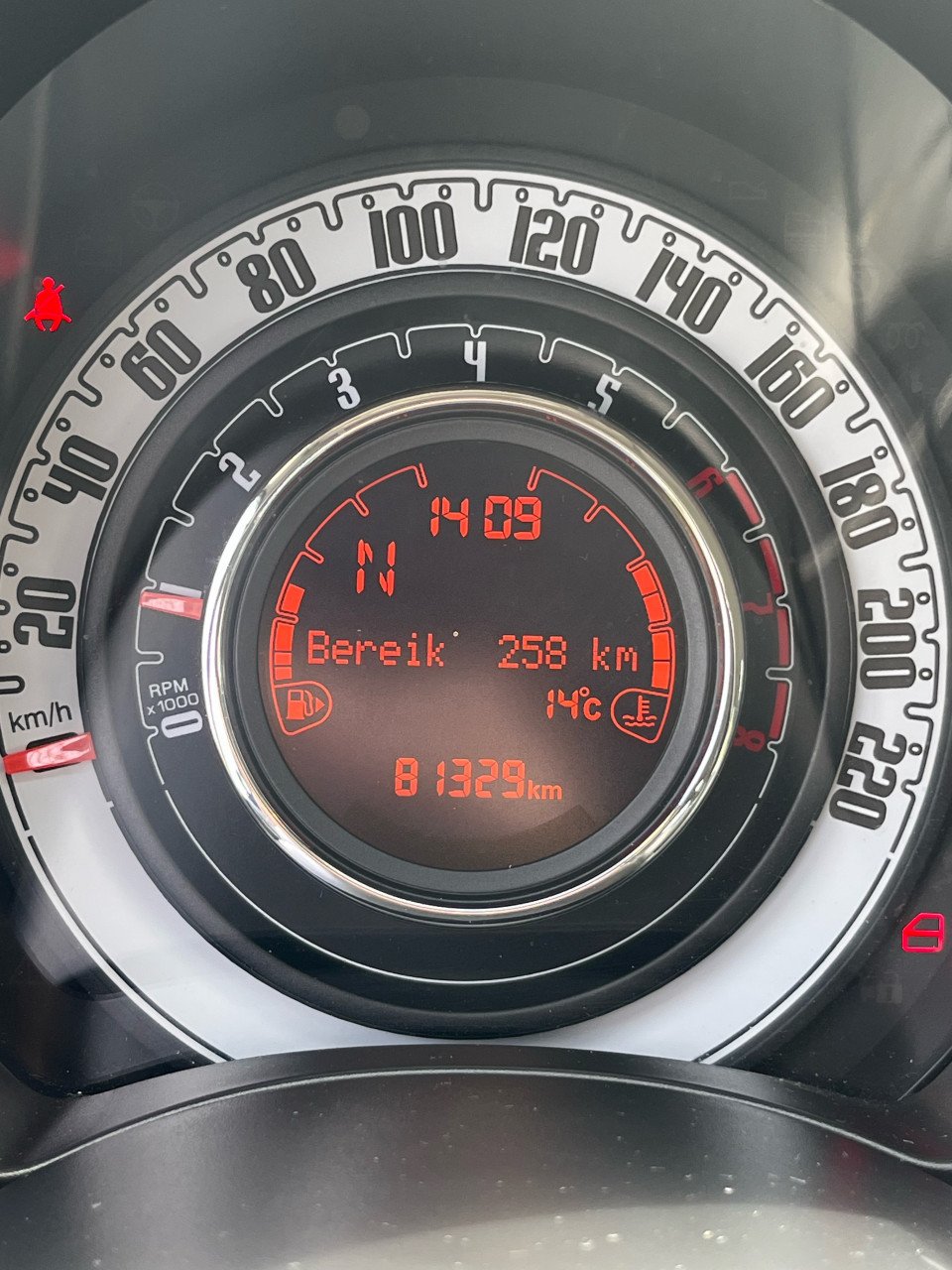 Fiat 500 Twinair Turbo 80pk Dualogic 2015 Zwart