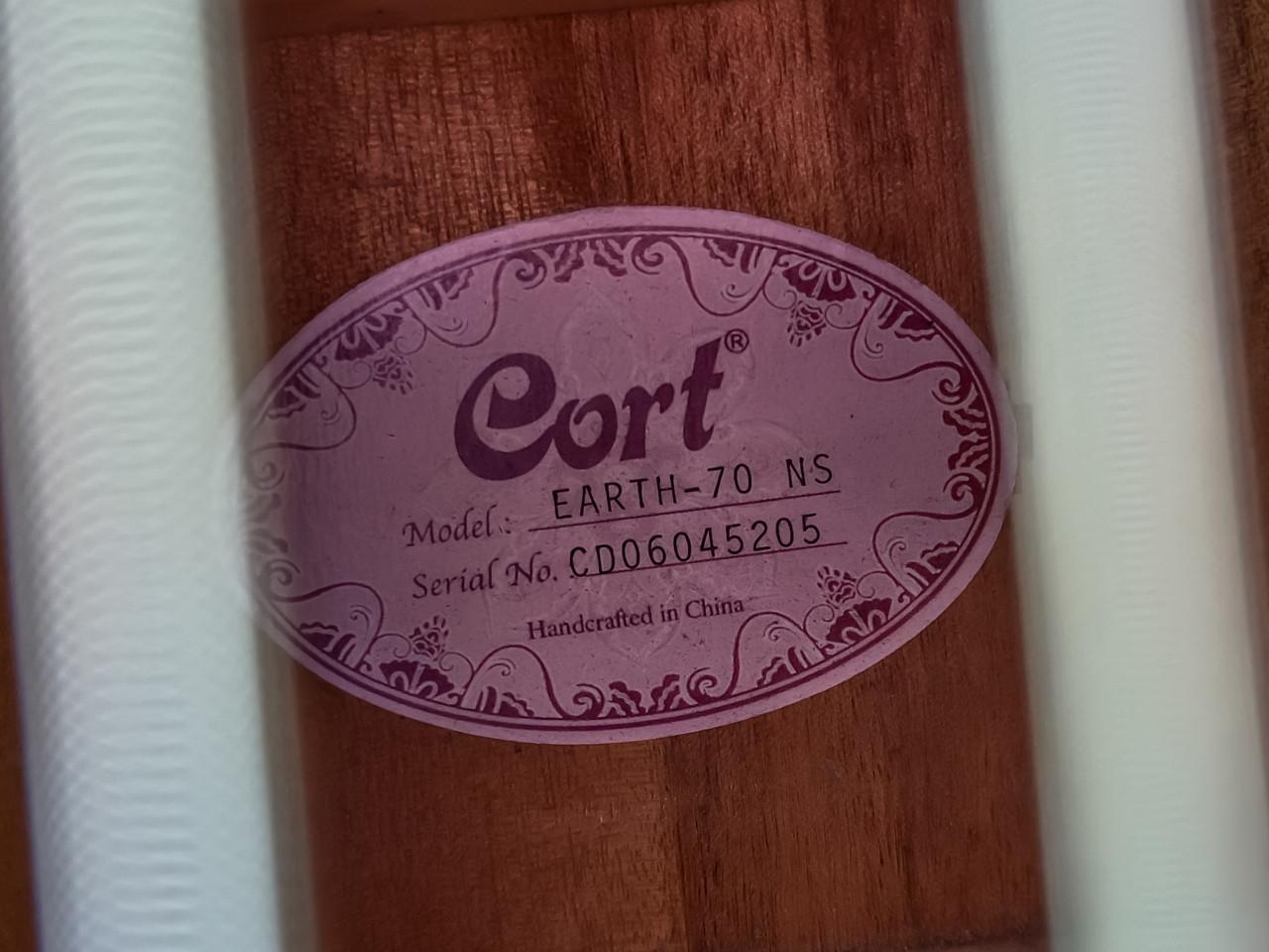 Cort Earth-70 NS