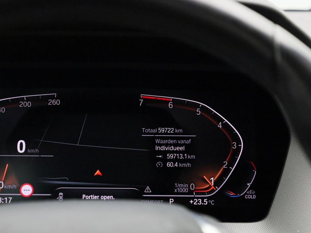 BMW 1 Serie 118i business edition | automaat | apple carplay / android auto
