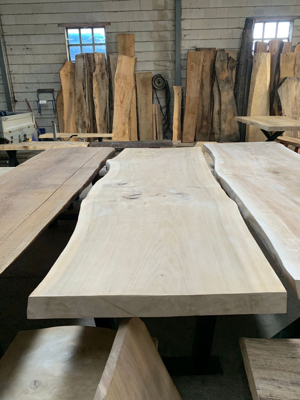 BOOMSTAM tafels planken tafelbladen decoratie badkamer keuken wandplanken