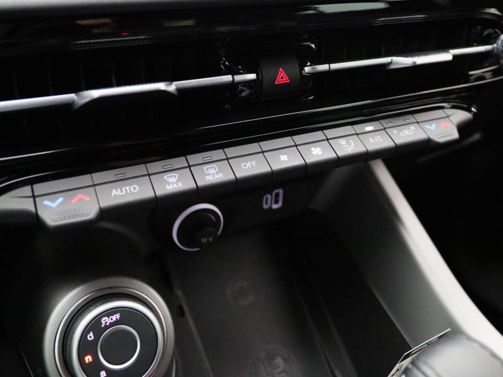 Alfa Romeo Tonale 1.5t hybrid sprint | navigatie | parkeersensoren | digita