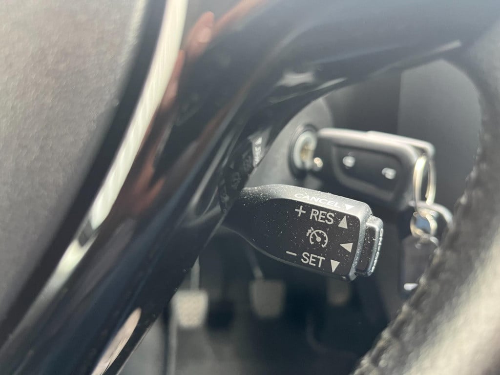 Toyota Aygo 1.0 vvt-i x-play limited | orig. nl | carplay | parkeercamera |