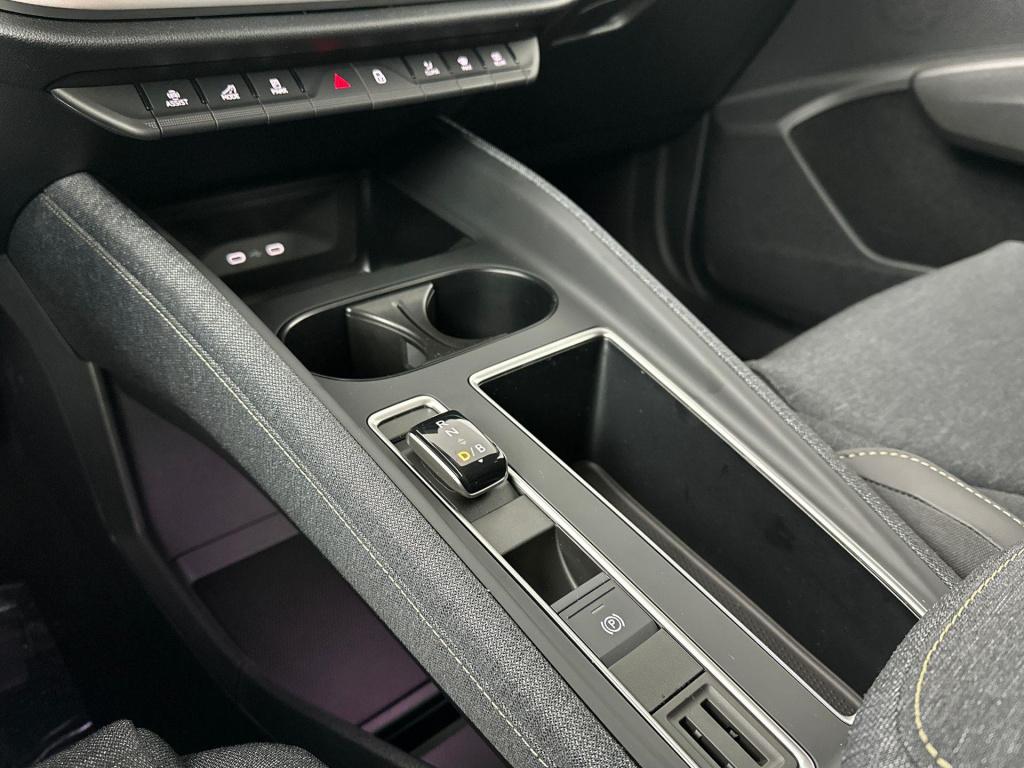 Skoda Elroq business edition tour elektromotor 150 kw / 204 pk