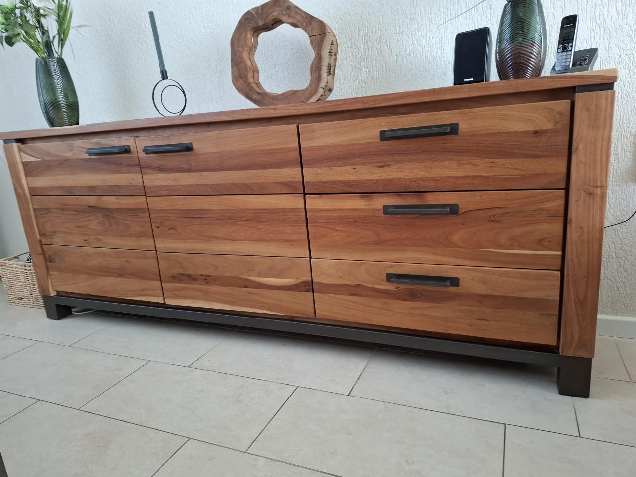 DRESSOIR Henders en Hazel