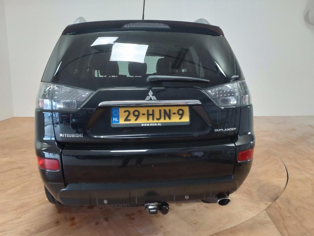 Mitsubishi Outlander 2.4 instyle | 7-persoons