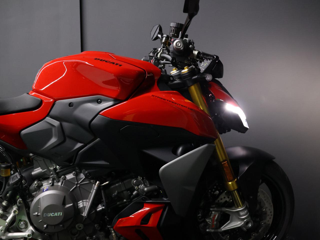 STREETFIGHTER V2 S | BTW Motor