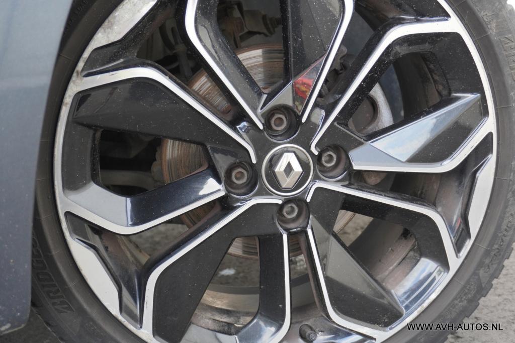 Renault Clio estate 0.9 tce bose
