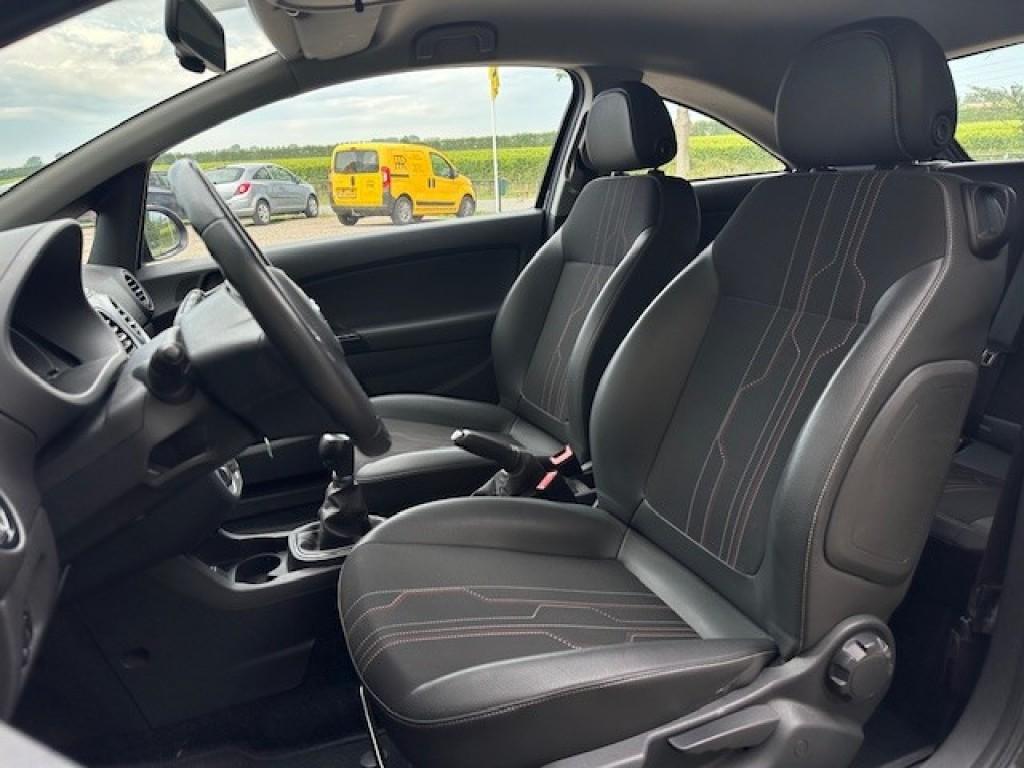 Opel Corsa 1.2-16v anniversary edition